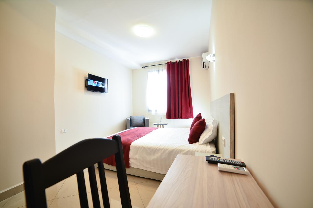 Lova Hotel Antananarivo Dış mekan fotoğraf